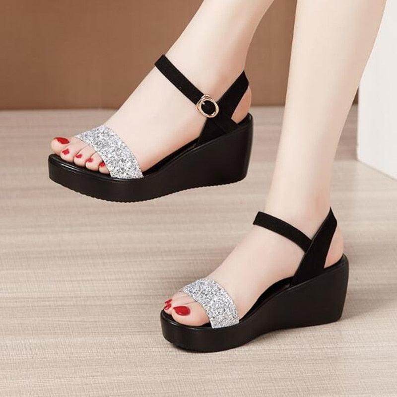 http://www.lestyleparfait.co.ke/cdn/shop/products/classy-summer-wedge-sandals-lestyleparfait-kenya-wedge-shoes-1.jpg?v=1703685459