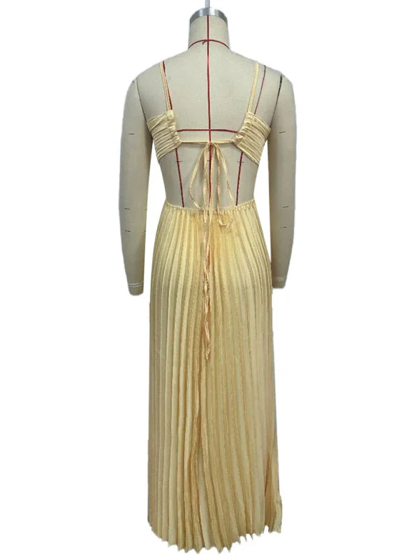 Chic Sweetheart Pleated Maxi Dress