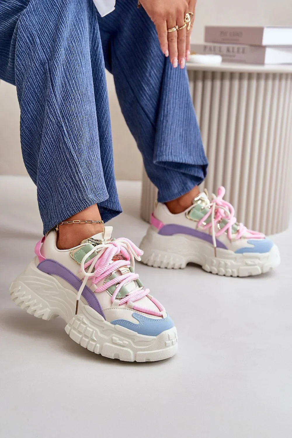 Sport Shoes-LeStyleParfait