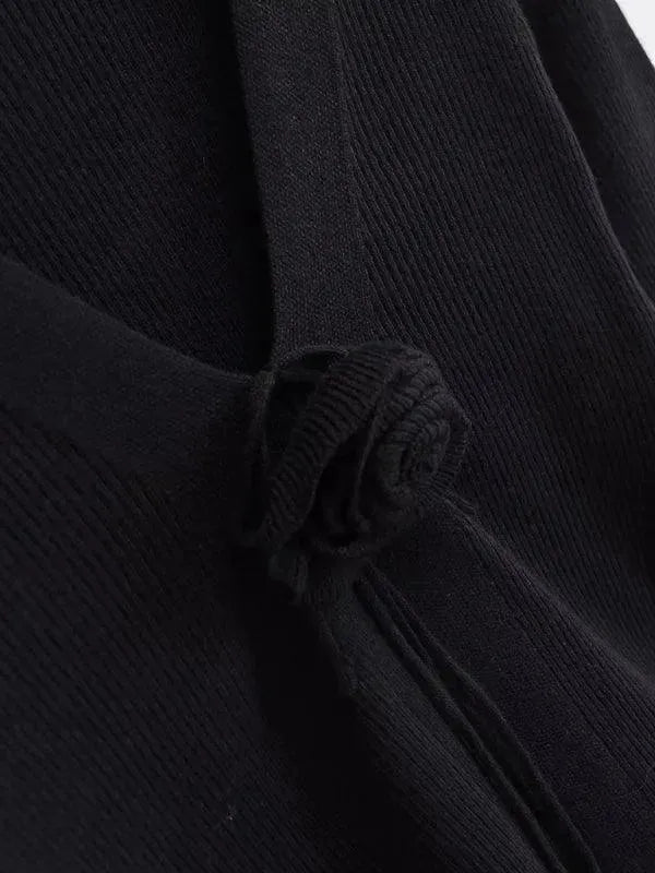 Women’s Lightweight V-Neck Cardigan Sweater – All-Season Knit