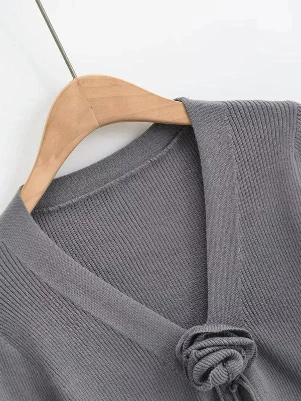 Women’s Lightweight V-Neck Cardigan Sweater – All-Season Knit