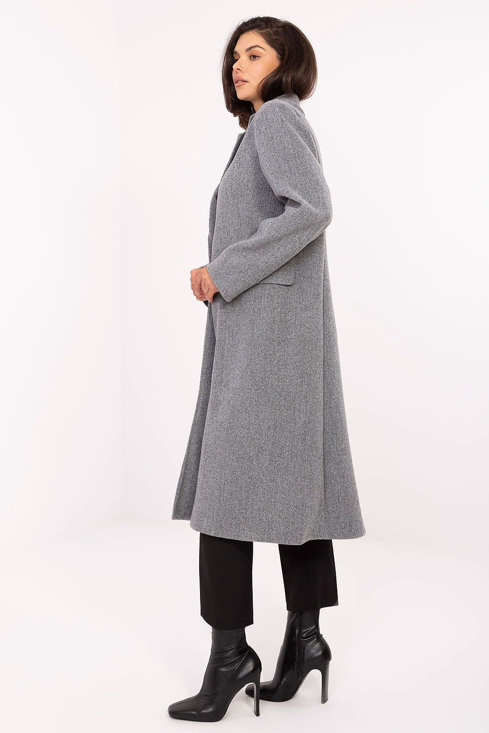Women's Minimalist Long Overcoat — Beige