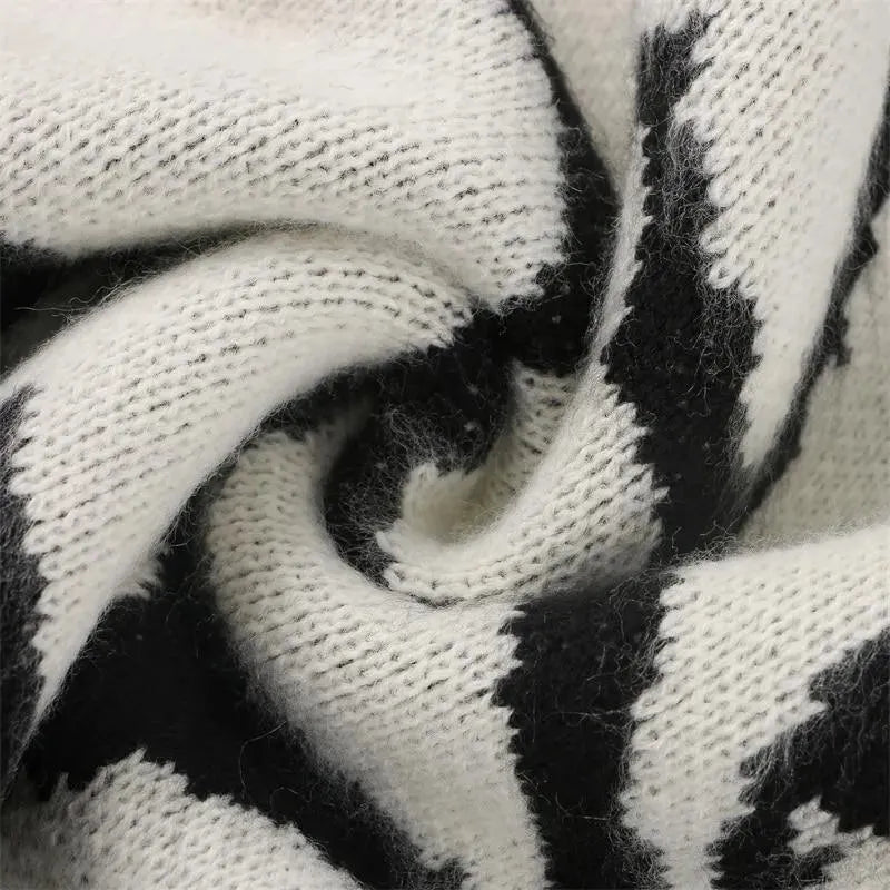 Women’s Oversized Turtleneck Pullover Sweater