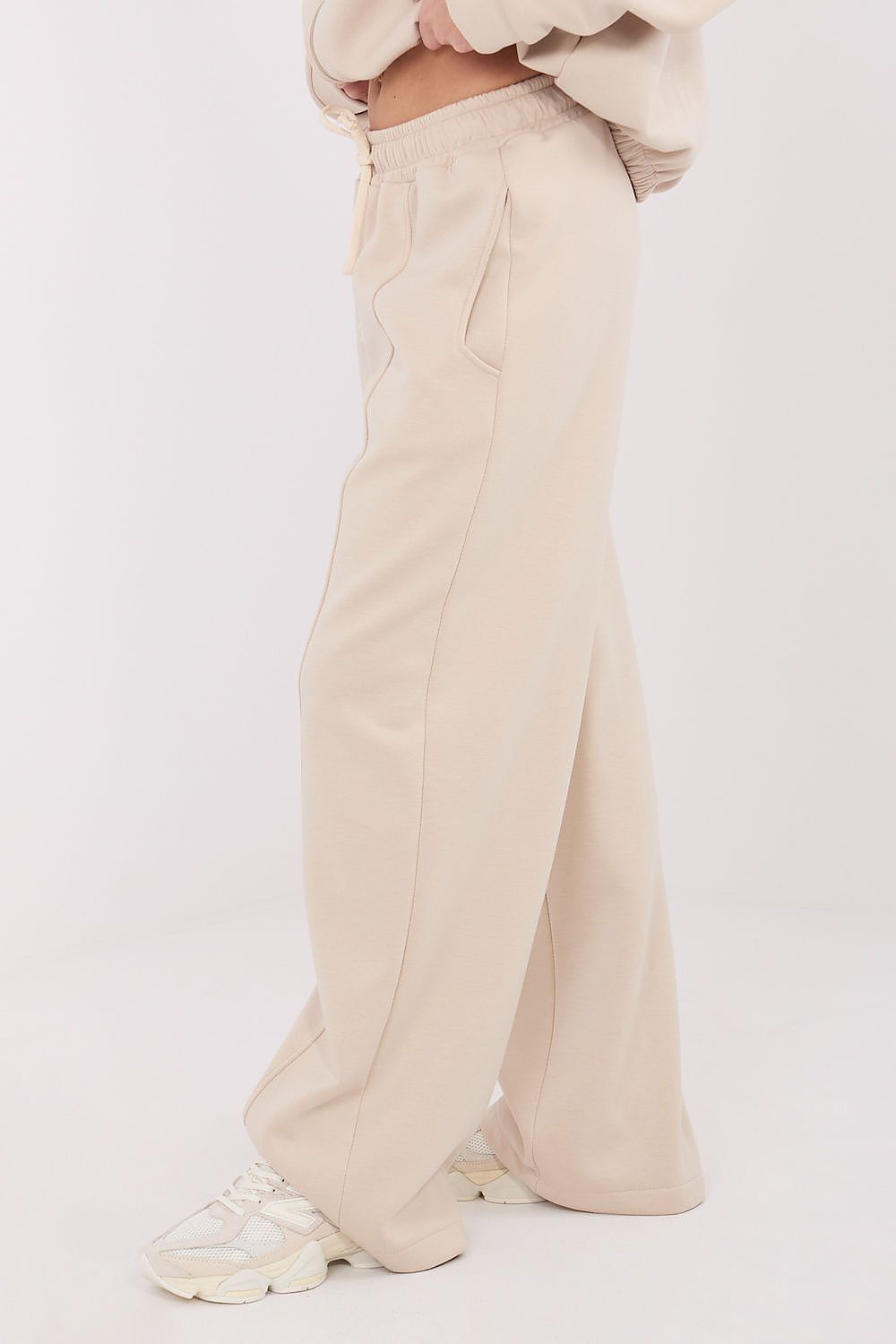 Women's Wide Leg Sweatpants — Brown