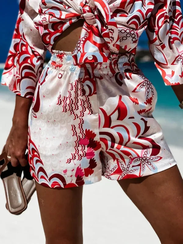 Chic Women Tropical Collar Two-Piece Shorts Set - Tropical Shorts Set - LeStyleParfait