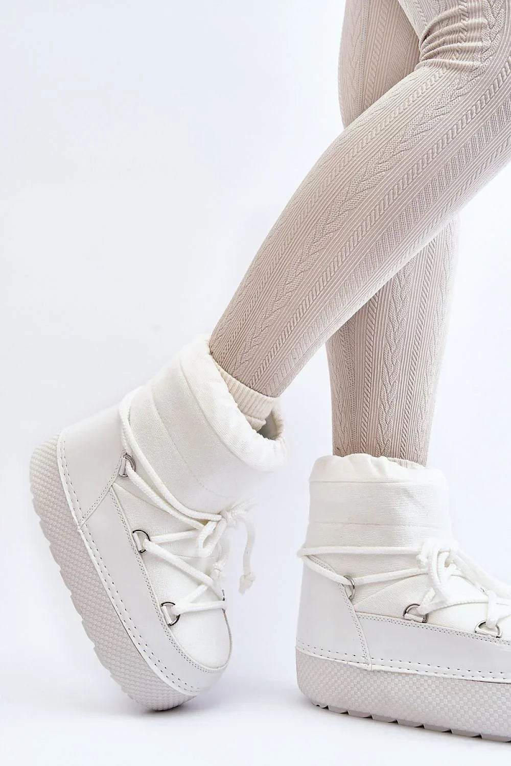  Snow boots model 191328 Step in style 