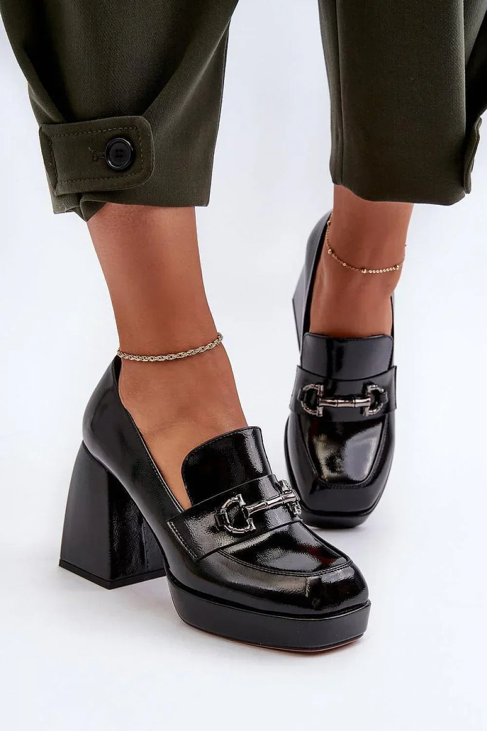  Heeled low shoes model 196316 Step in style 