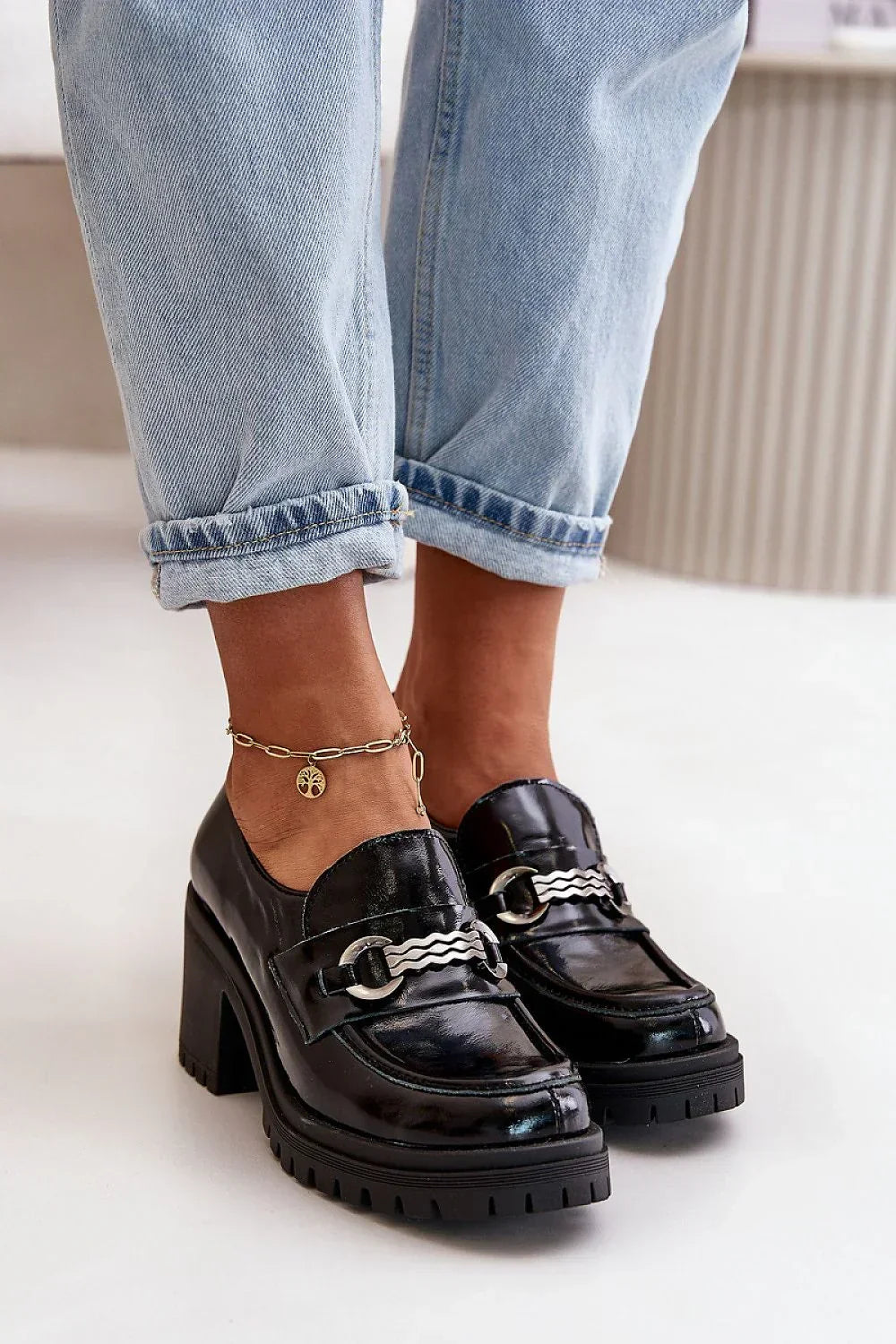  Heeled low shoes model 199810 Step in style 