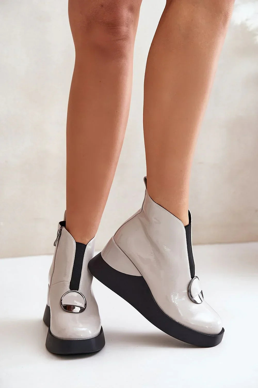 Buskin boots model 201015 Step in style 