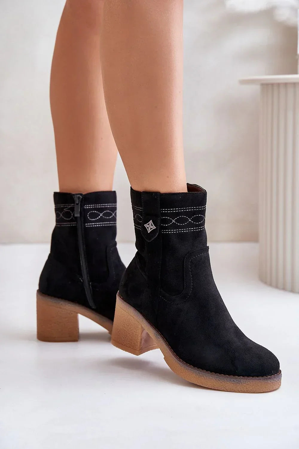  Heel boots model 201167 Step in style 