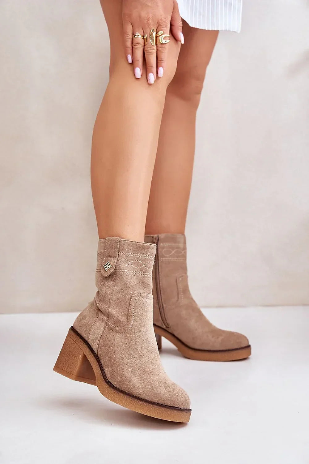  Heel boots model 201540 Step in style 
