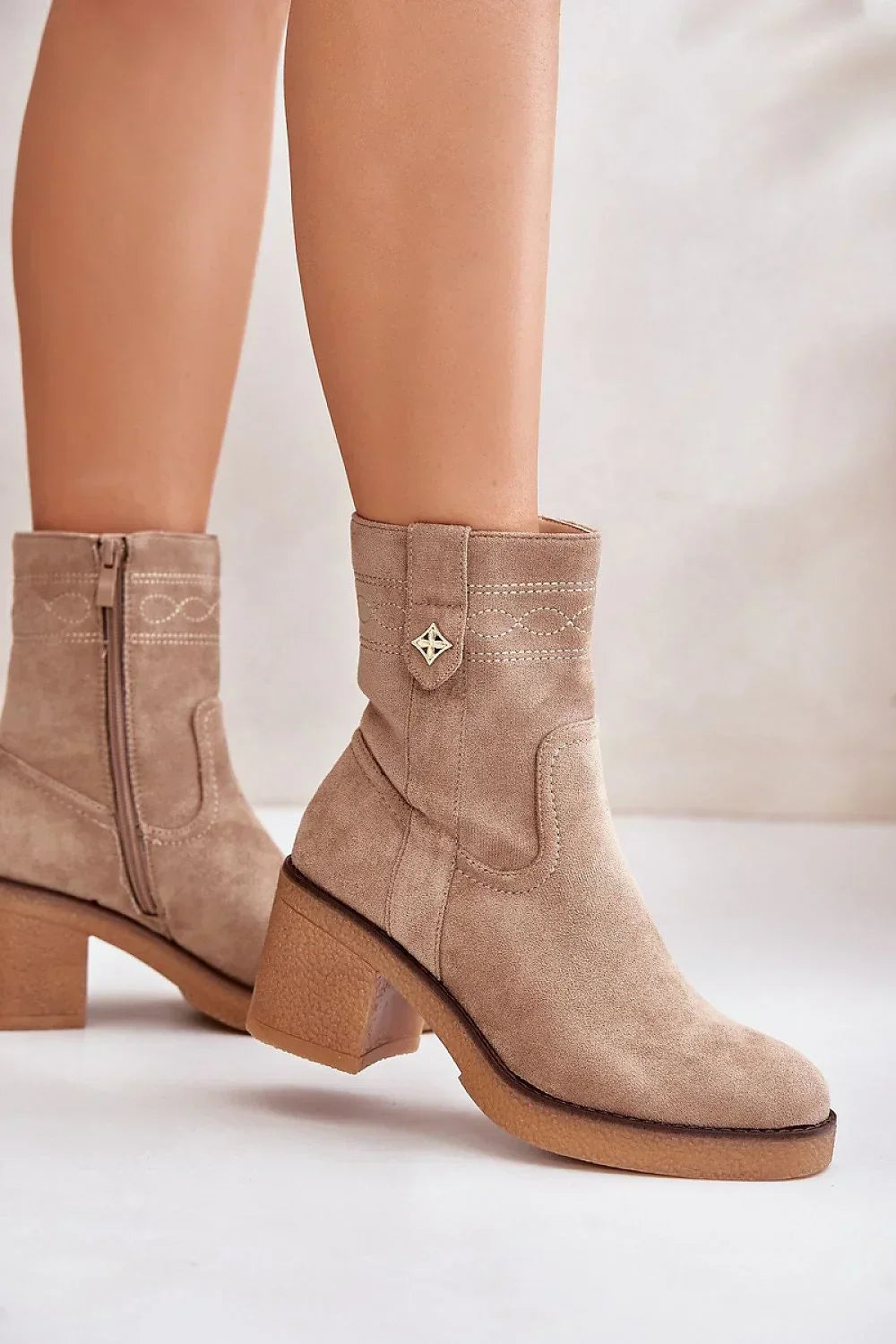  Heel boots model 201540 Step in style 