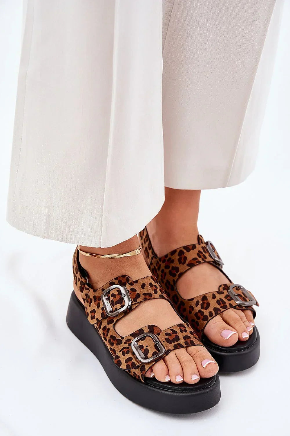  Sandals model 209884 Step in style 