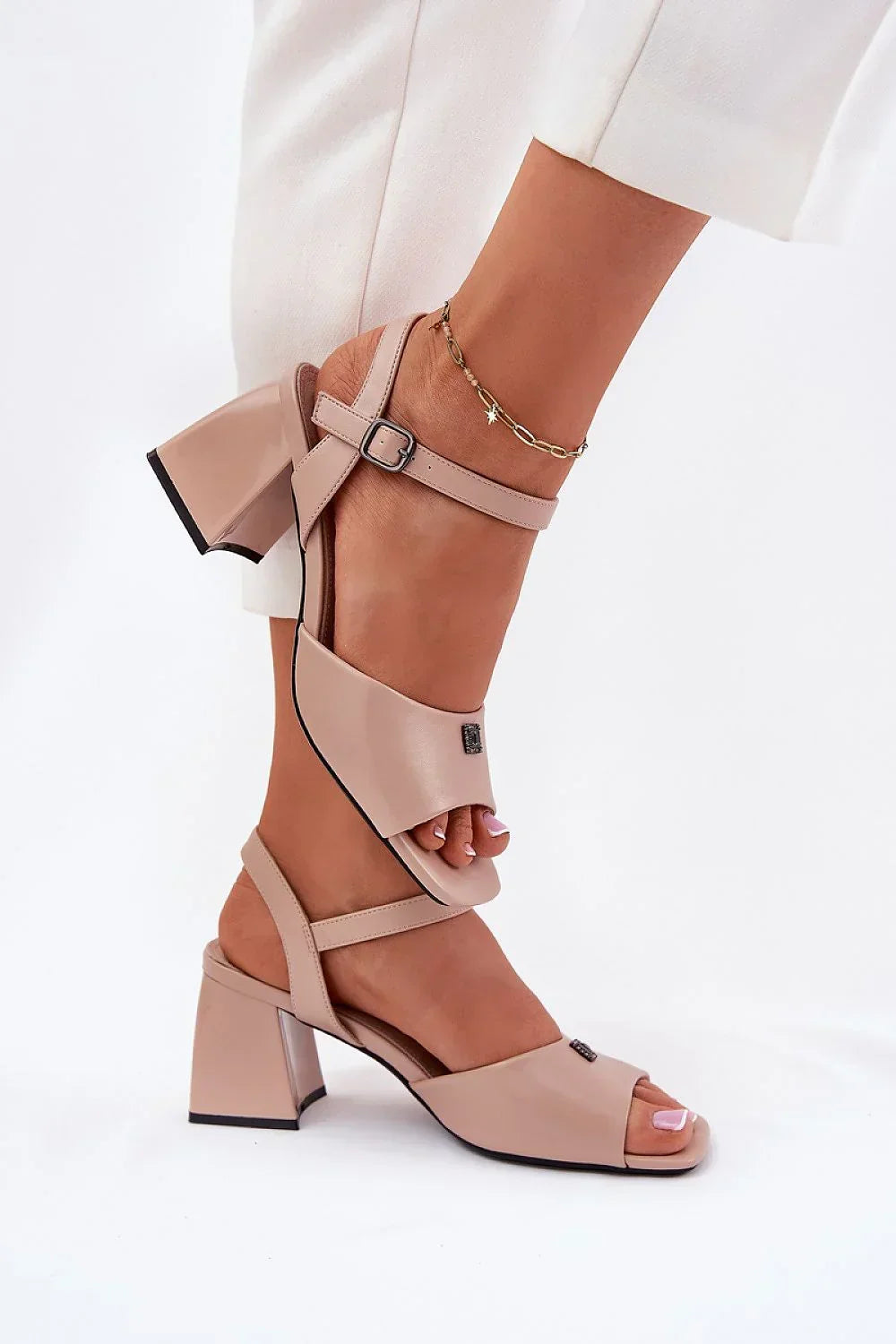  Heel sandals model 213185 Step in style 