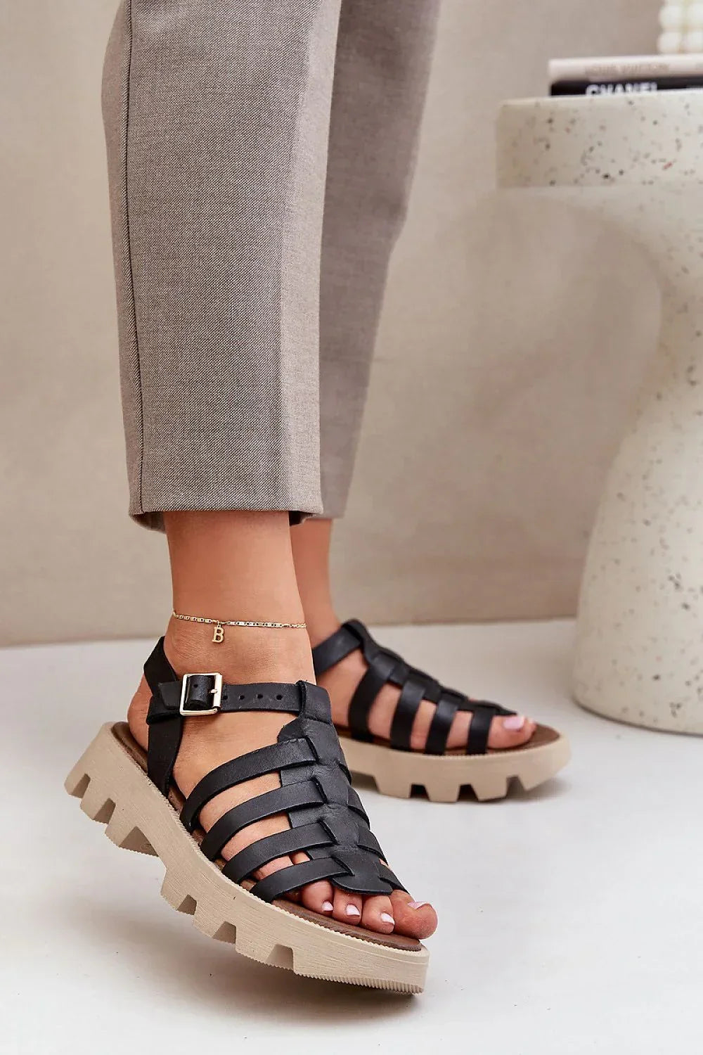  Sandals model 213473 Step in style 
