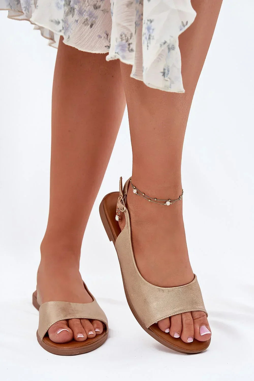  Sandals model 214099 Step in style 