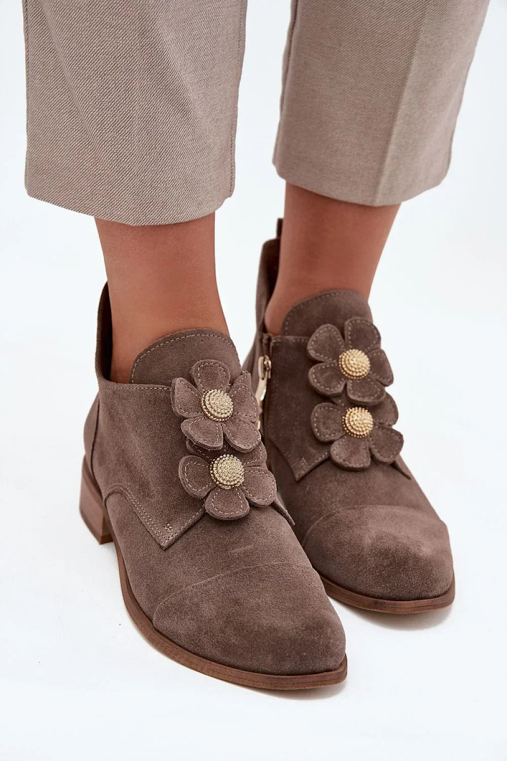  Half shoes model 216985 Step in style 