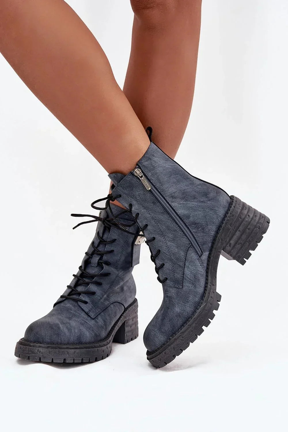  Bootie model 219111 Step in style 
