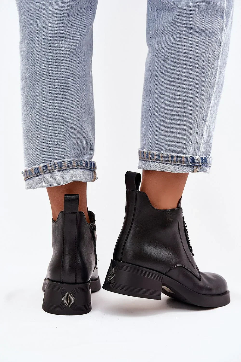 Boots model 220507 Step in style 