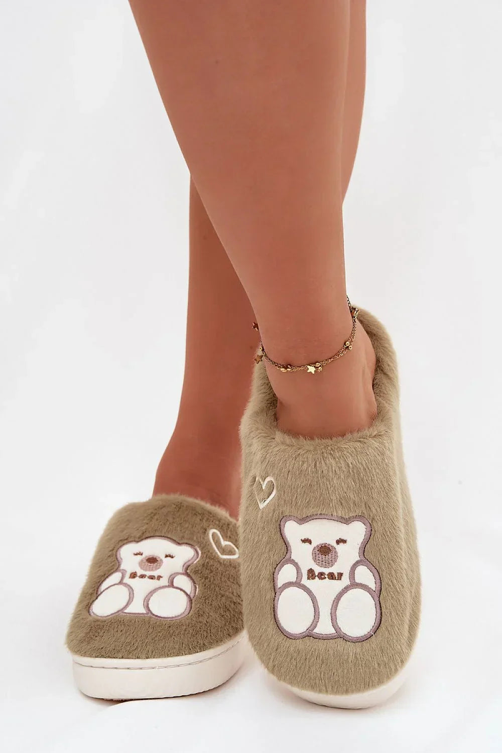  Slippers model 221494 Step in style 