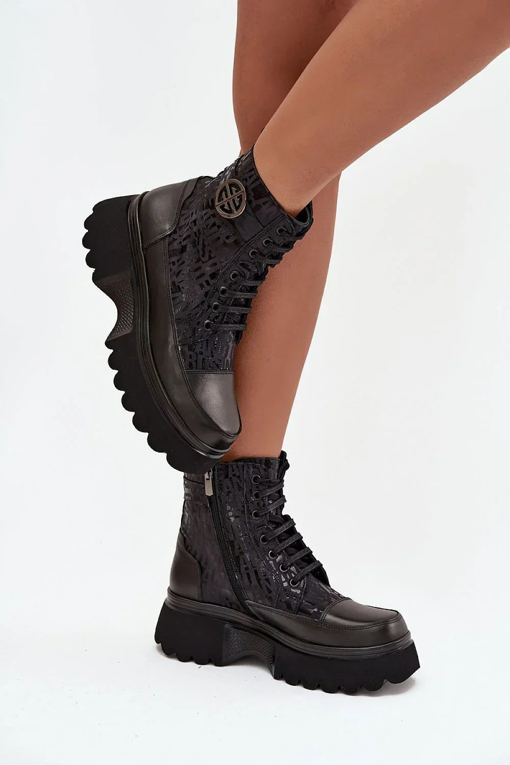  Boots model 222518 Step in style 