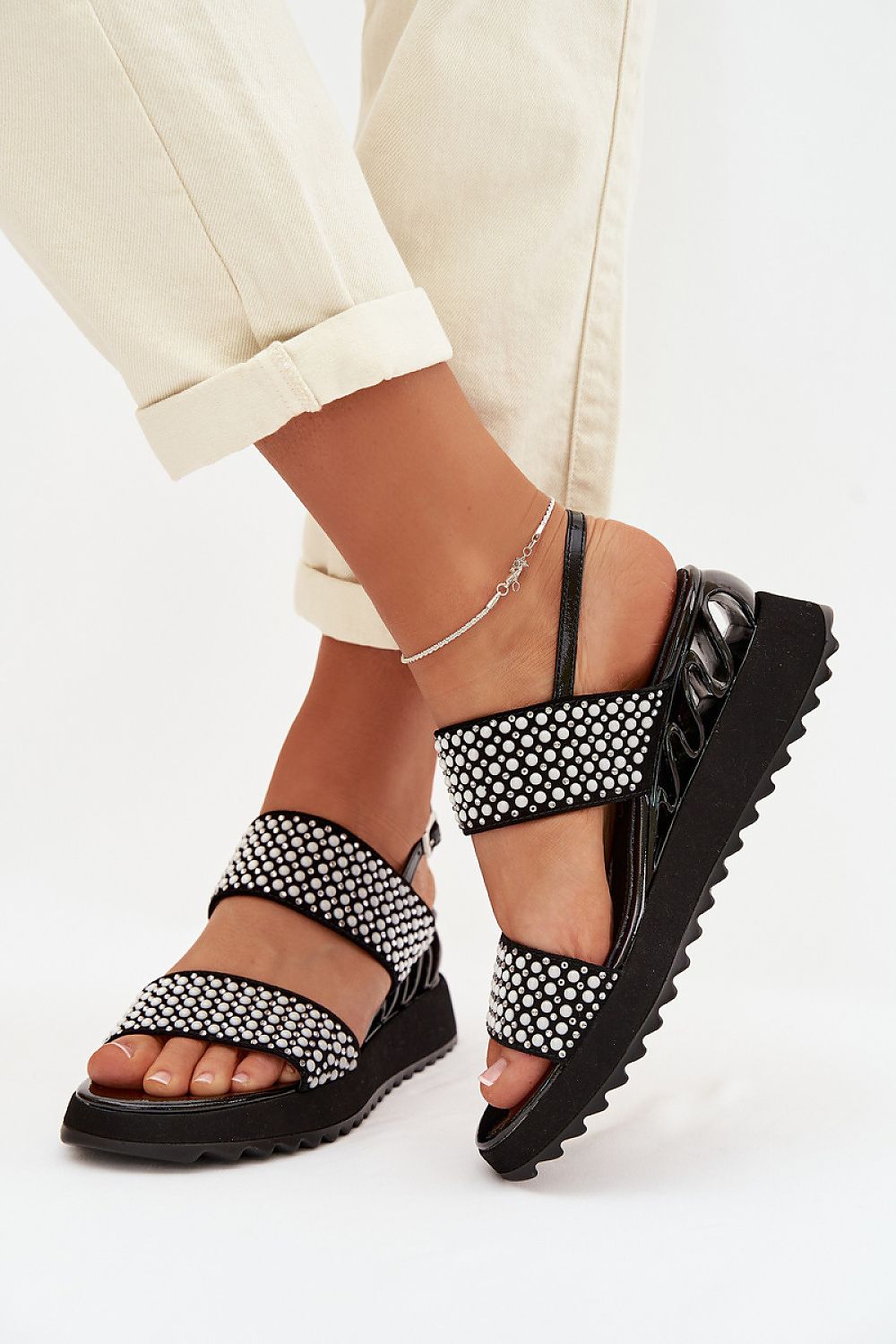  Buskin model 225203 Step in style 