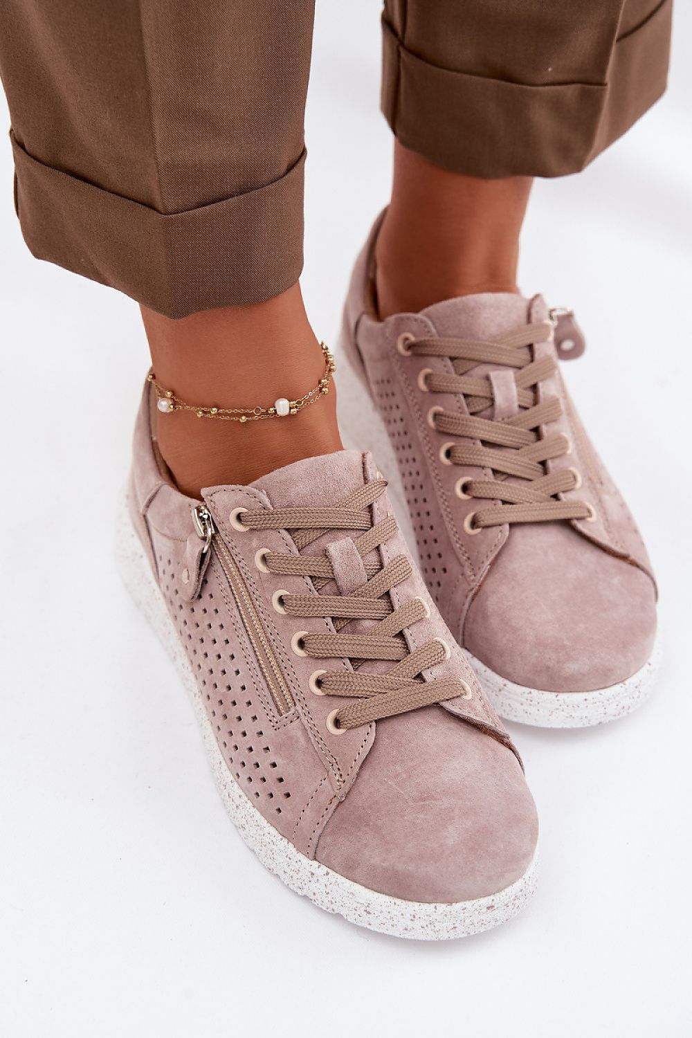  Half shoes model 226082 Step in style 
