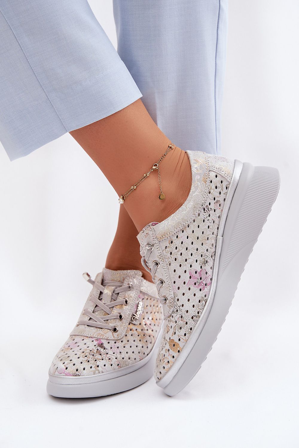  Platform shoes model 226323 Step in style 