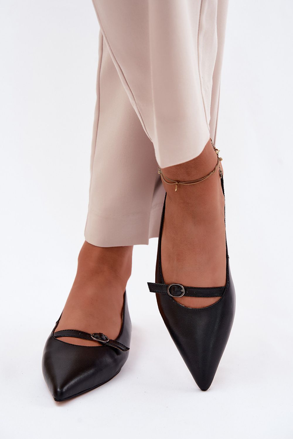  Sandals model 230189 Step in style 