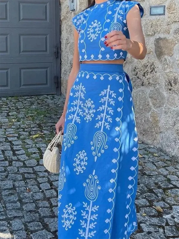 Elegant Women Ethnic Embroidered Two-Piece Skirt Set - Ethnic Skirt Set - LeStyleParfait