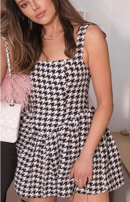 A-line,A-line dress,animal print,bodycon,bodycon dress,cotton,cotton dress,flared,flared dress,houndstooth dress,ladies Wrinkle resistant,mini,mini dress,mini hem dress,party,party dress,Pattern Mini Dress,Quick drying mini dress,sleeveless,sleeveless dress,slip-on,slip-on dress,square,square neck dress,straight,summer,summer dress-LeStyleParfait