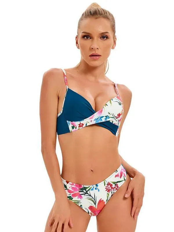 Floral Twisted Bandeau Hipster Bikini Set - Bikini - LeStyleParfait