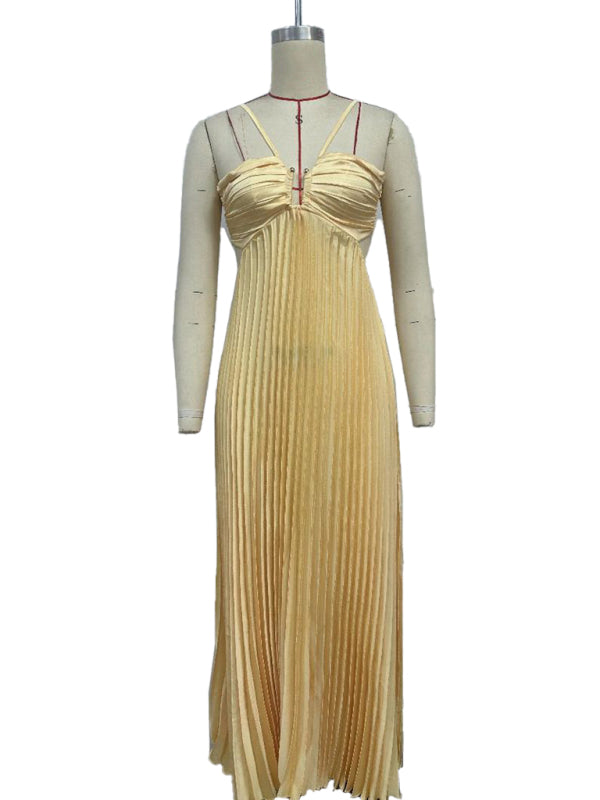 Chic Sweetheart Pleated Maxi Dress