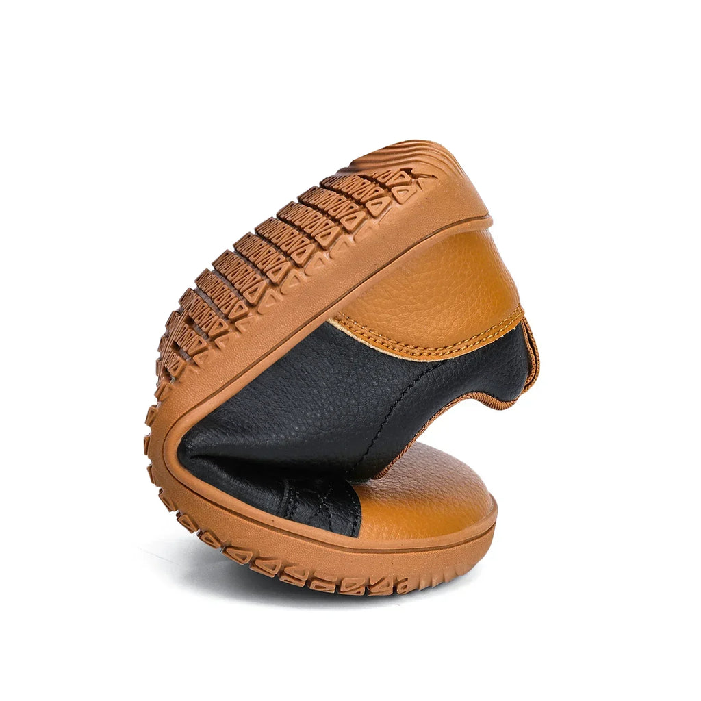 Kids' Sneakers - Low-Top Flat Sneakers Shoes - Hook-Loop Velcro All-Season Shoes