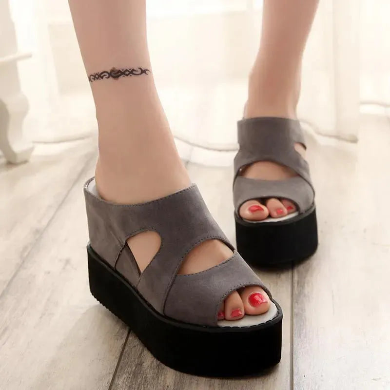 Platform Wedge Sandals - Wedge Shoes - LeStyleParfait