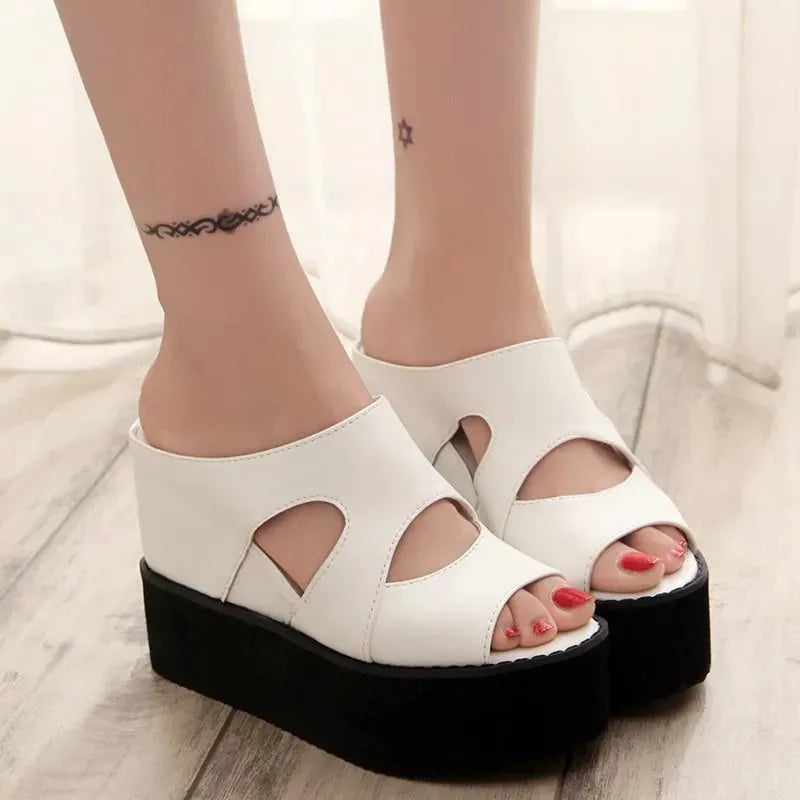 Platform Wedge Sandals - Wedge Shoes - LeStyleParfait