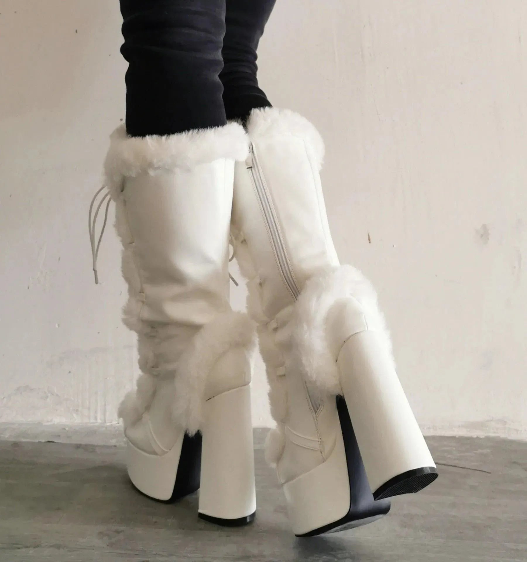 Warm High Heels Platform Boots - Boots - LeStyleParfait