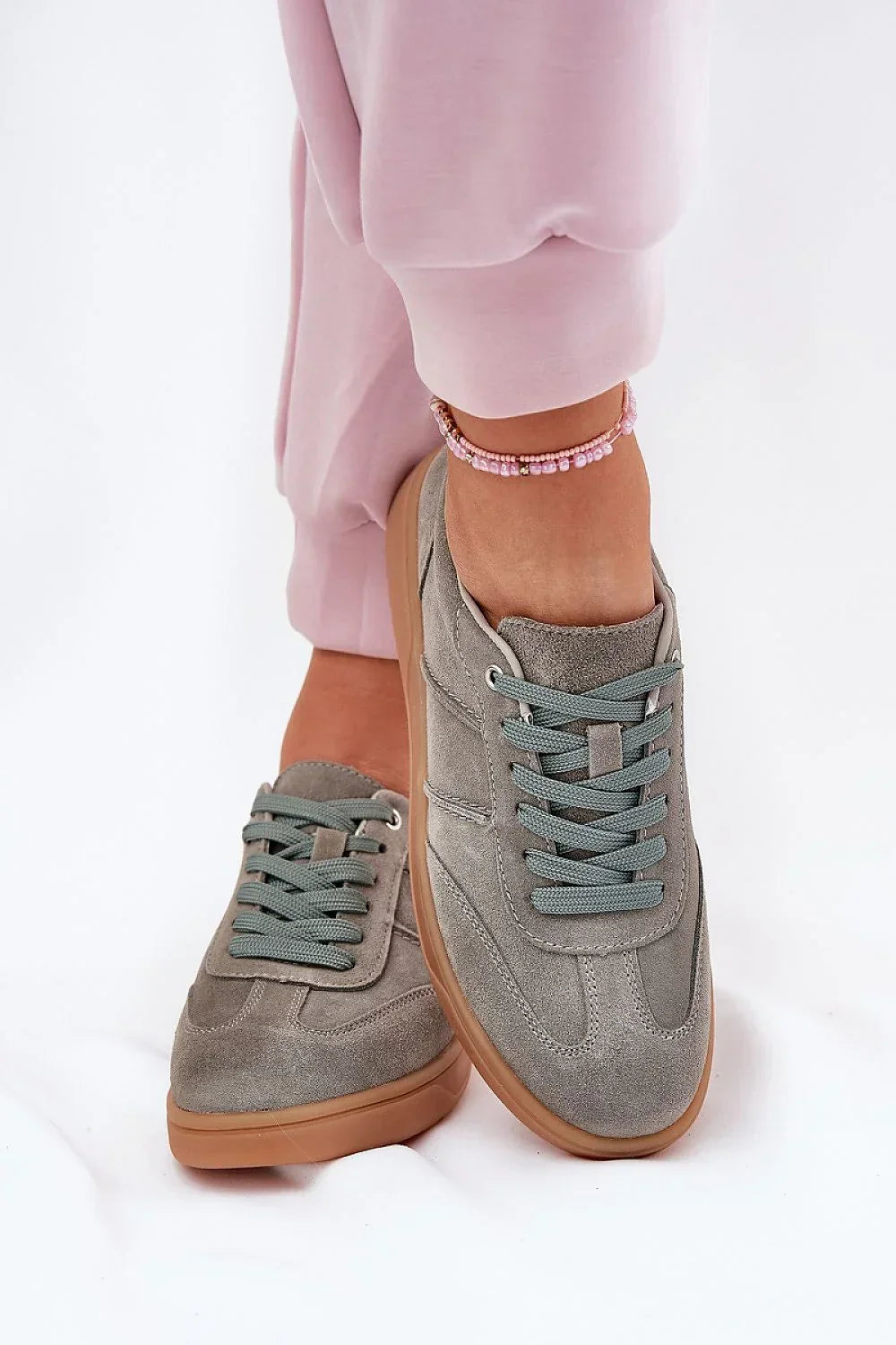 Women Classic Low-Top Sneakers Casual Everyday Travel Shoes-women sneakers-LeStyleParfait