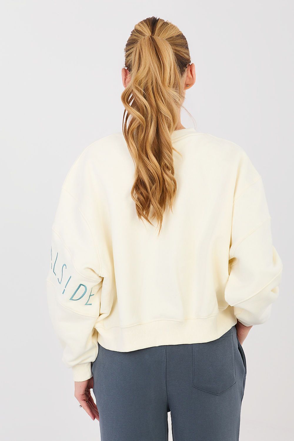 Women Loose Plain-Solid Crop Sweatshirt Modern Style-Women Sweatshirt-LeStyleParfait