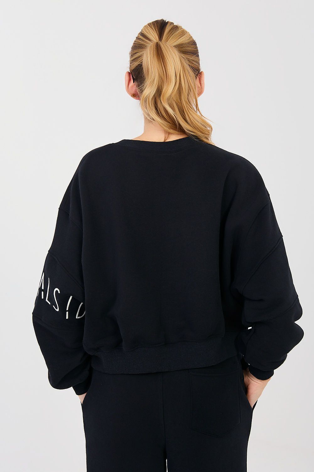 Women Loose Plain-Solid Crop Sweatshirt Modern Style-Women Sweatshirt-LeStyleParfait