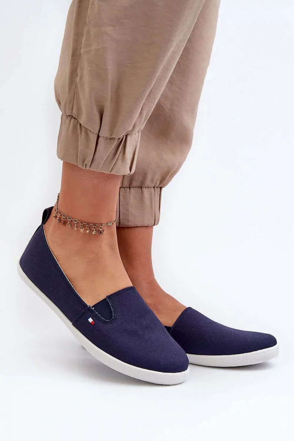 Women Minimalist Slip-On Sneakers Lightweight Casual Travel Shoes-women sneakers-LeStyleParfait