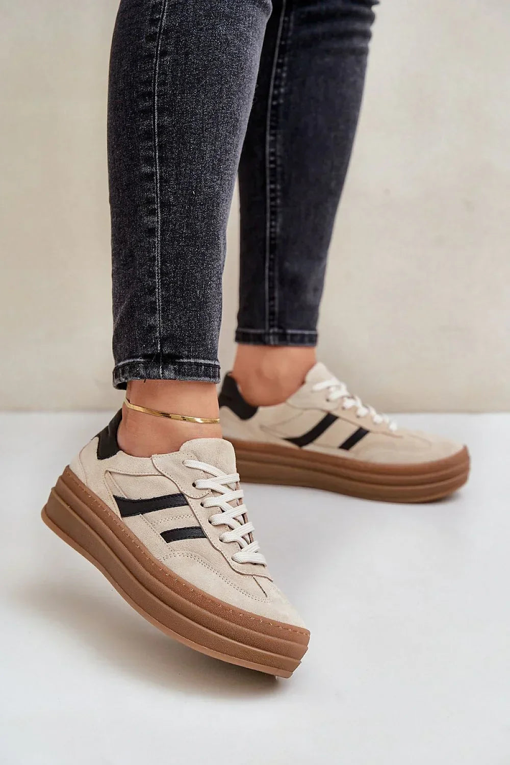 Women Suede Platform Sneakers Casual Commuter Travel Shoes-women sneakers-LeStyleParfait