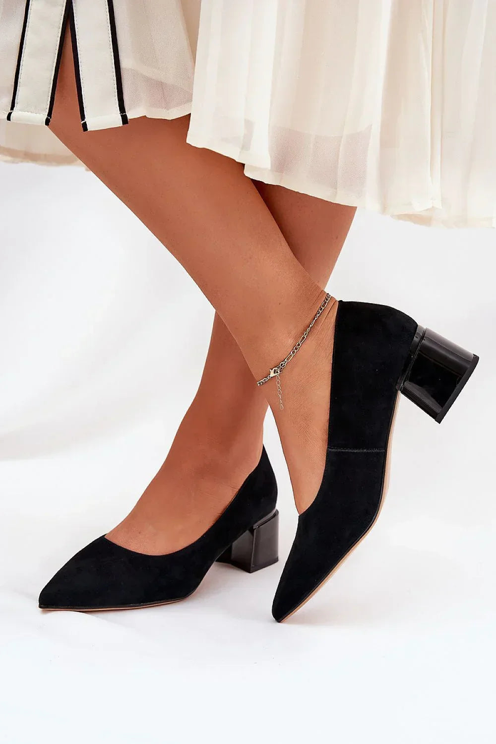 Escarpins Femme noirs en daim à talon carré-Escarpins Femme-LeStyleParfait