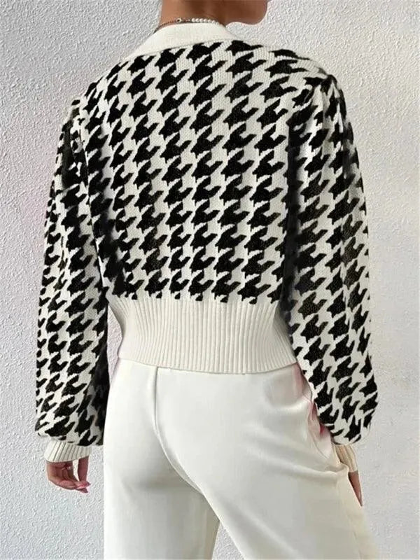 Women’s Houndstooth Cropped Cardigan Sweater – V-Neck