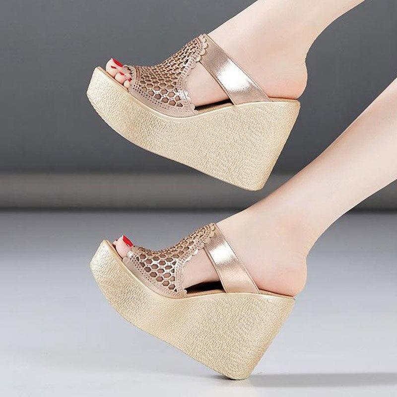 https://www.lestyleparfait.co.ke/cdn/shop/products/mesh-summer-wedge-sandal-shoes-lestyleparfait-kenya-wedge-shoes-10.jpg?v=1703685520&width=1445